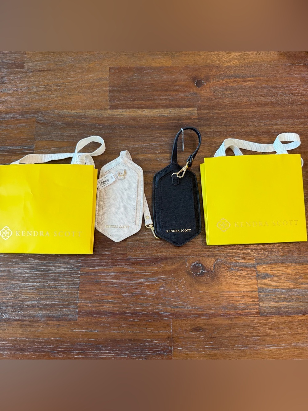 Kendra Scott Luggage Tags NWT
